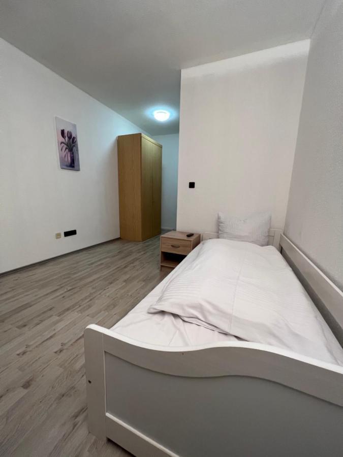 Hotel Zum Ruecking ノルトハイム エクステリア 写真